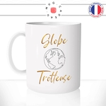 mug-tasse-blanc-brillant-cadeau-globe-trotteuse-voyageuse-femme-voyage-vacances-mapmonde-café-thé-personnalisé-personnalisable