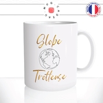 mug-tasse-blanc-brillant-cadeau-globe-trotteuse-voyageuse-femme-voyage-vacances-mapmonde-café-thé-personnalisé-personnalisable2
