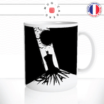 mug-tasse-ref35-super-hero-batman-dessin-noir-blanc-racines-cafe-the-mugs-tasses-personnalise-anse-droite