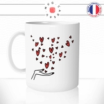 mug-tasse-coeurs-volants-saint-valentin-amour-femme-mains-amoureux-couple-mignon-drole-fun-idée-cadeau-original-café-thé-personnalisée-min