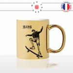 mug-tasse-gold-doré-or-skateur-squelette-dessin-skate-cool-prenom-humour-drole-sport-homme-idée-cadeau-fun-original-personnalisé-café-thé2-min