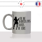 mug-tasse-argent-argenté-silver-femme-je-ne-mords-pas-mais-je-tire-arme-a-feu-fusil-chasse-club-humour-idée-cadeau-fun-cool-café-thé