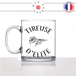 mug-tasse-en-verre-transparent-glass-femme-tireuse-délite-tirer-tire-arme-a-feu-fusil-chasse-club-humour-idée-cadeau-fun-cool-café-thé