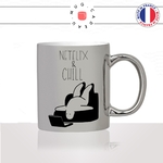 mug-tasse-argent-argenté-silver-netflix-and-chiill-canapé-serie-film-humour-confinement-idée-cadeau-fun-cool-café-thé2