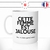 mug-tasse-blanc-cette-femme-est-jalouse-mais-on-l'aime-quand-meme-couple-jalousie-humour-fun-idée-cadeau-originale-cool-min