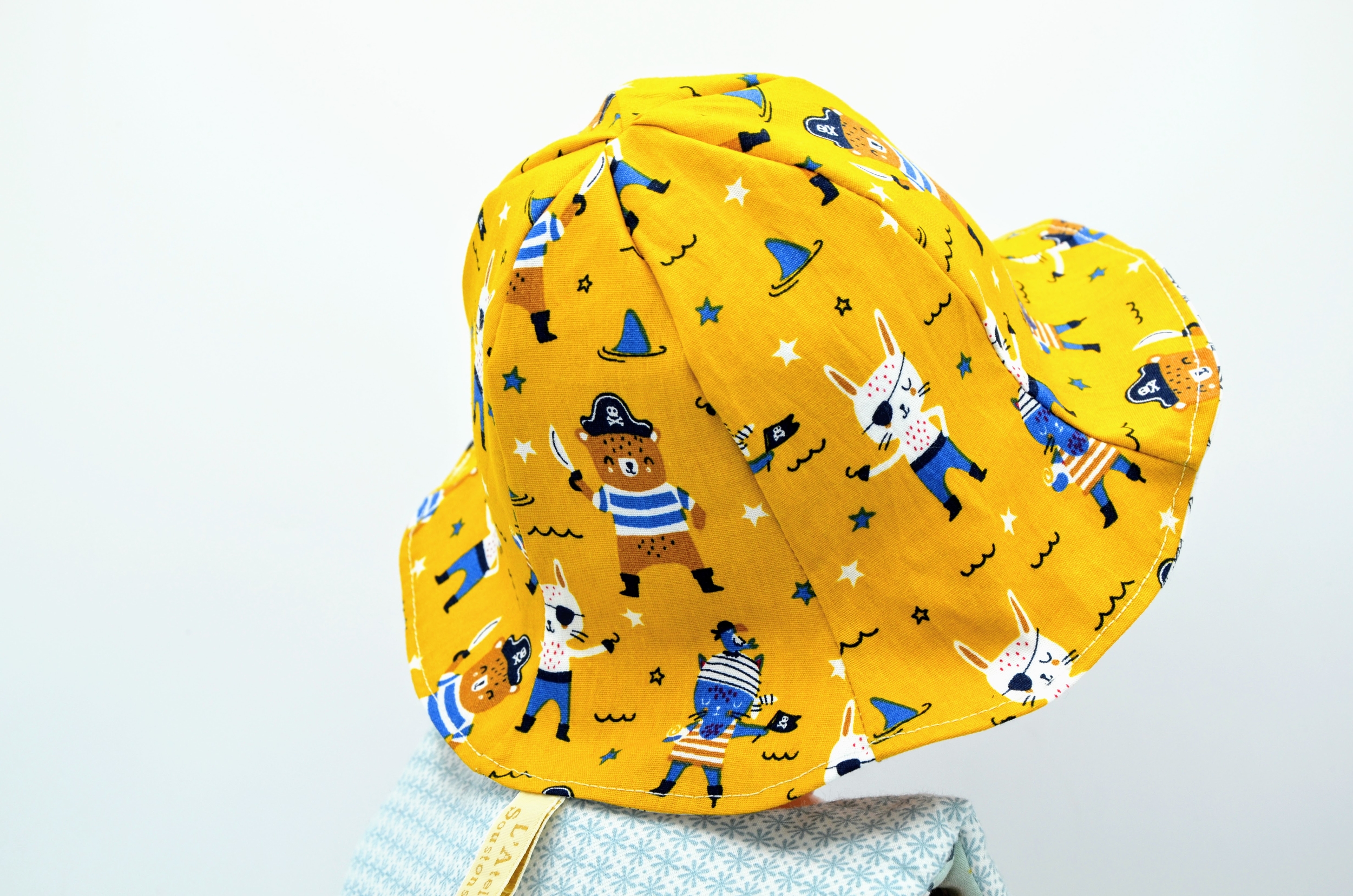 bob chapeau réversible coton enfant bébé animaux pirates bateaux jaune moutarde bleu blanc (2)