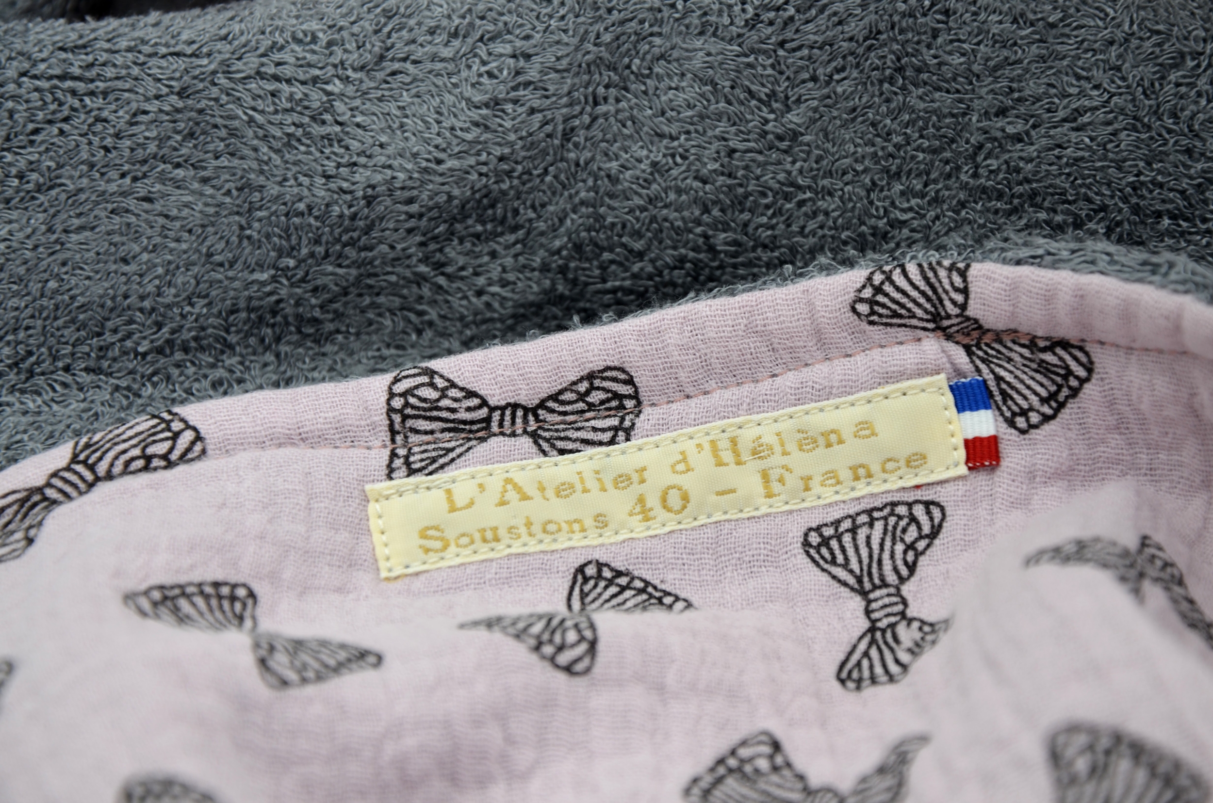 cape bain artisanale éponge bambou doublée gaze coton créatrice française - princesses bleu rose gris (3)