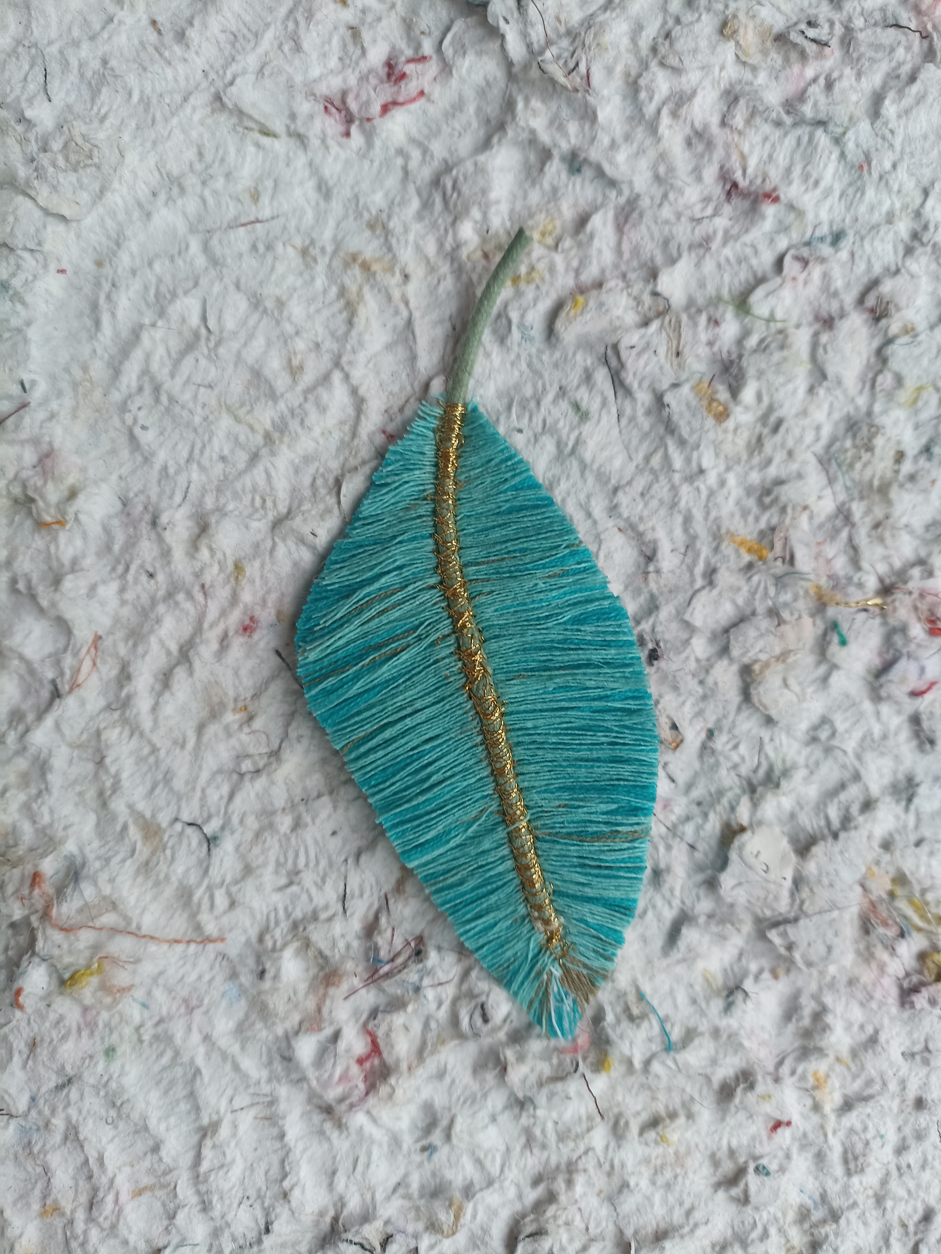 pince cheveux plume tissu recyclé artisanal turquoise