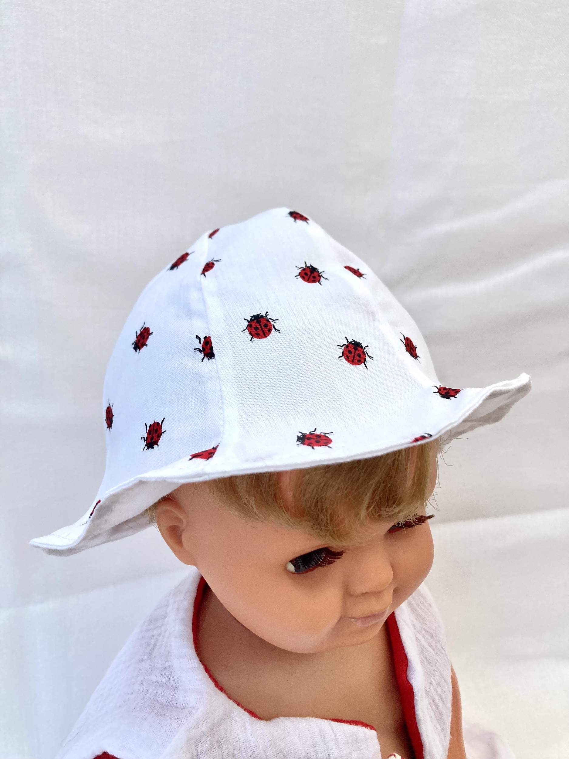 bob chapeau bébé été coton réversible artisanal coccinelles