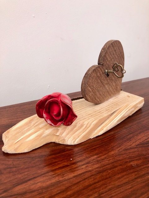 deco a poser bois et rose rouge clef de mon coeur artisanal frane créatrice landes valentin