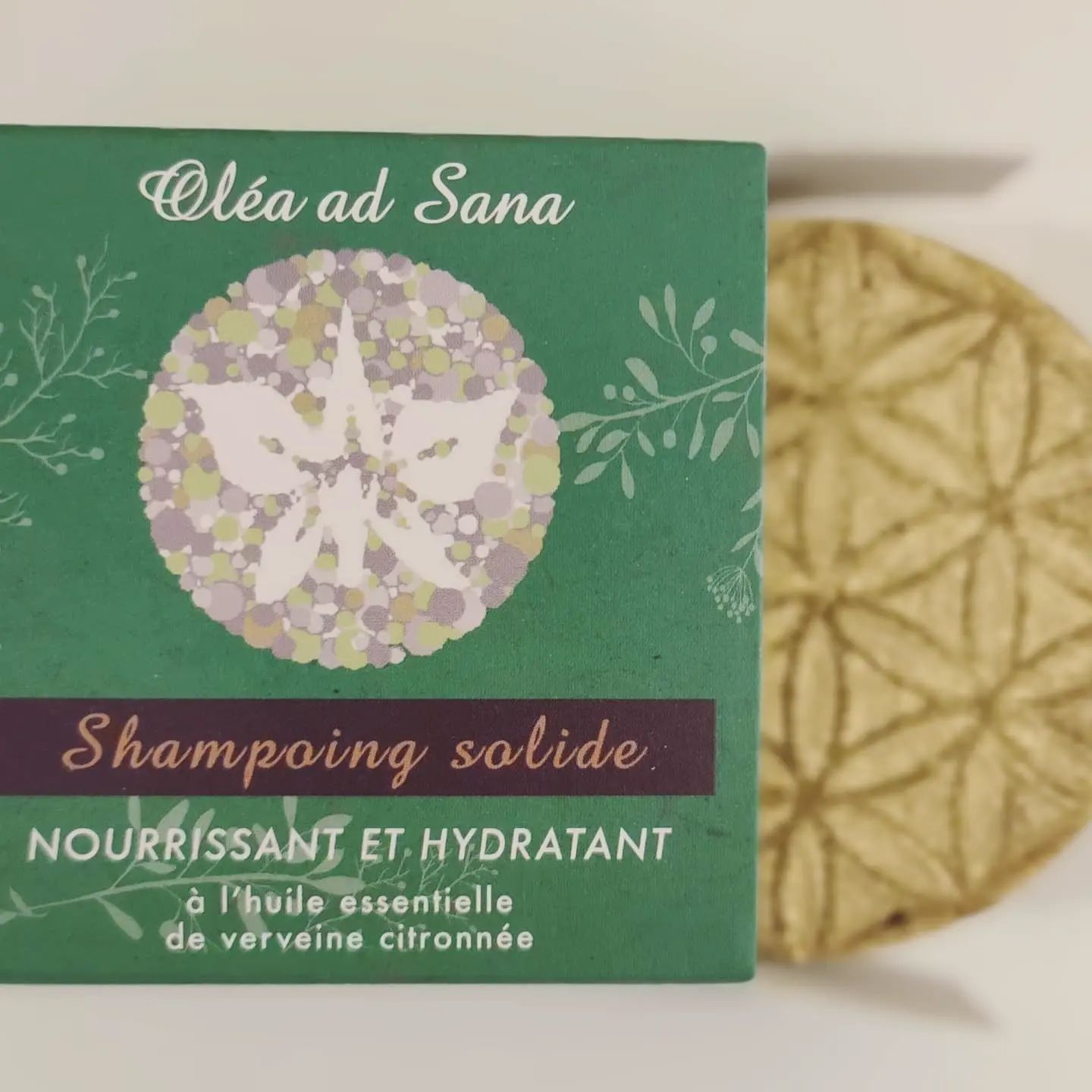 shampoing nourrissant ert hydratant plantes verveine