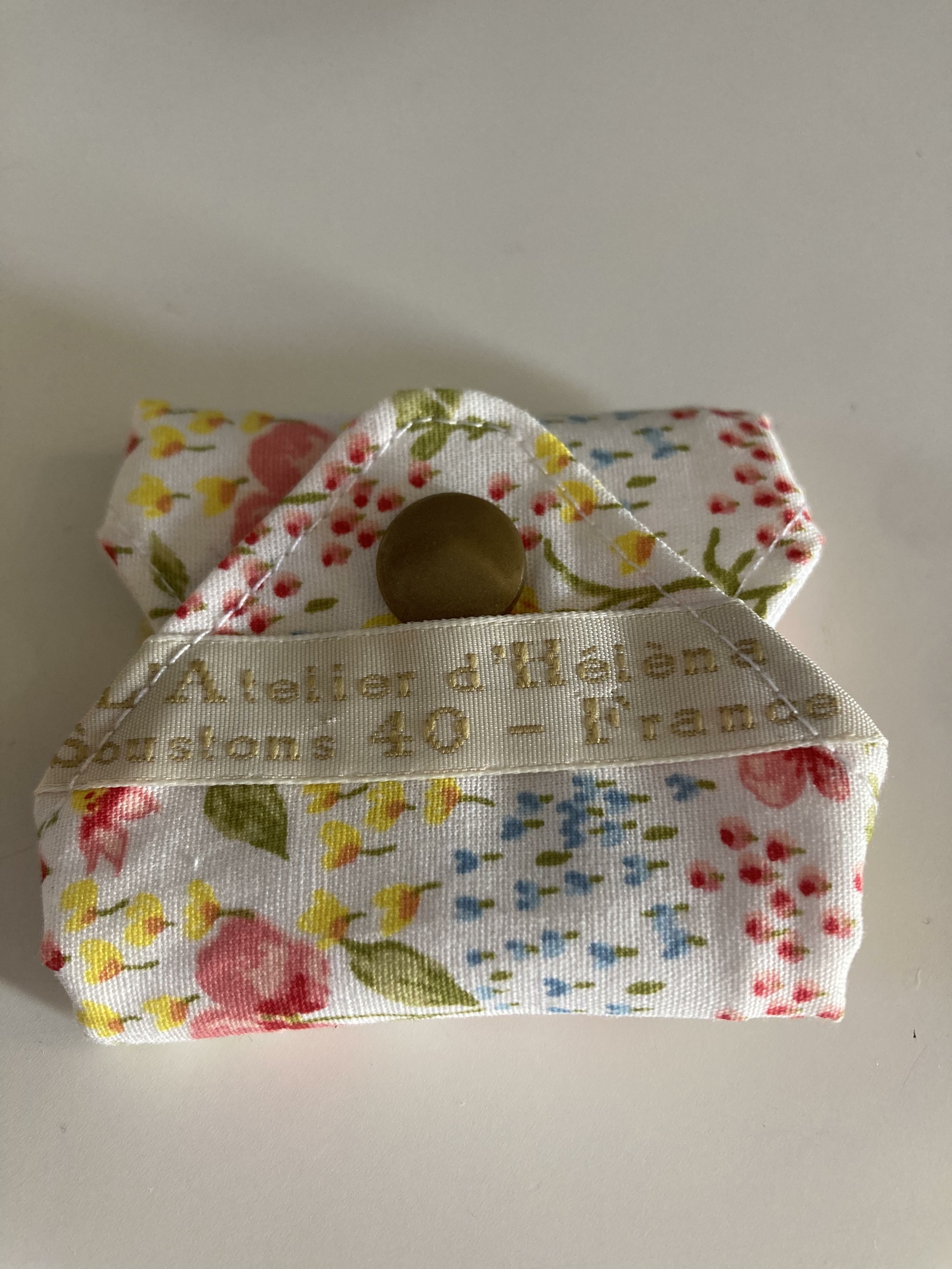 mini protege slip lavable fleuri