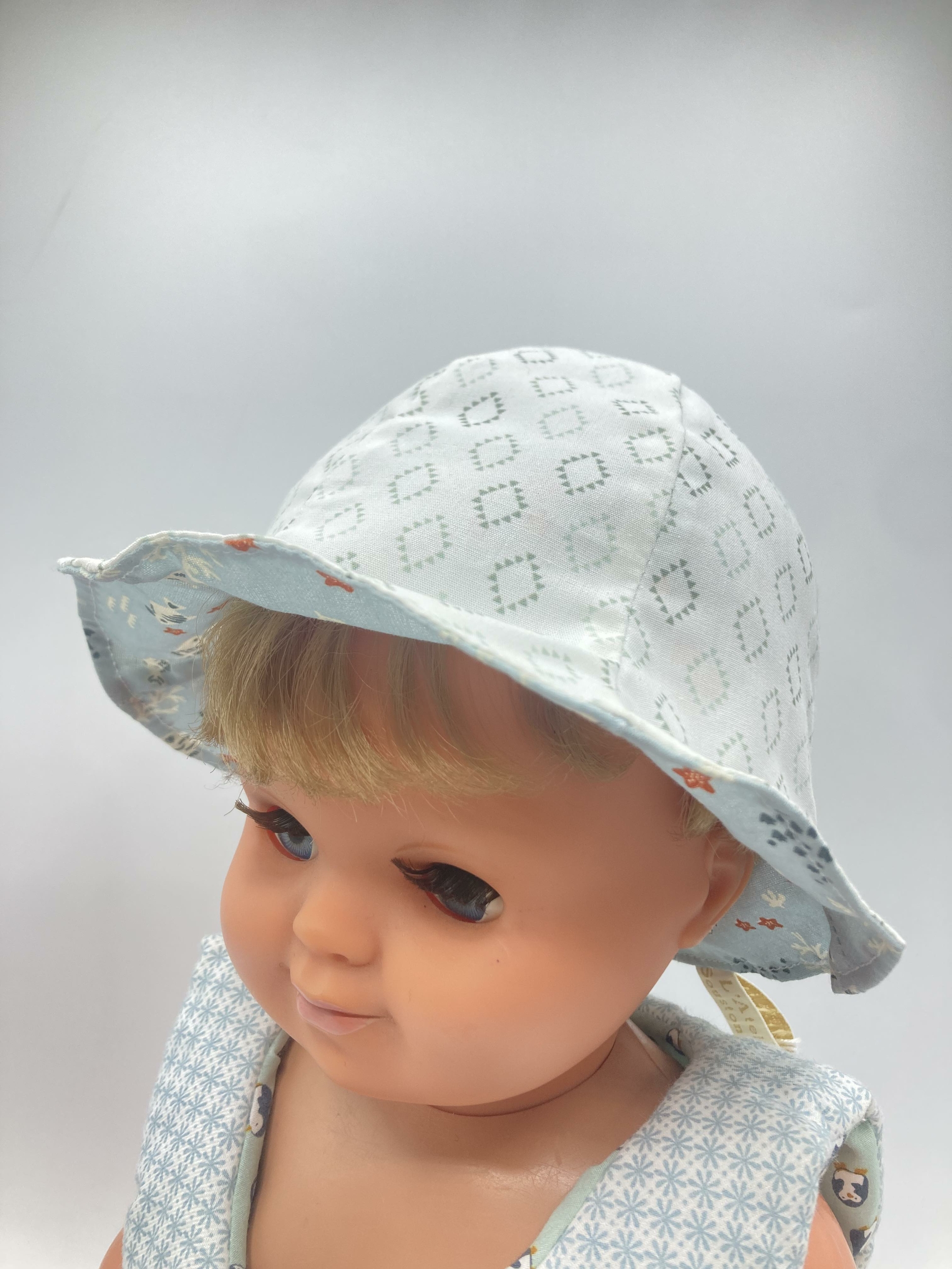 bob chapeau bébé coton été artisanal losange bleu vert blanc