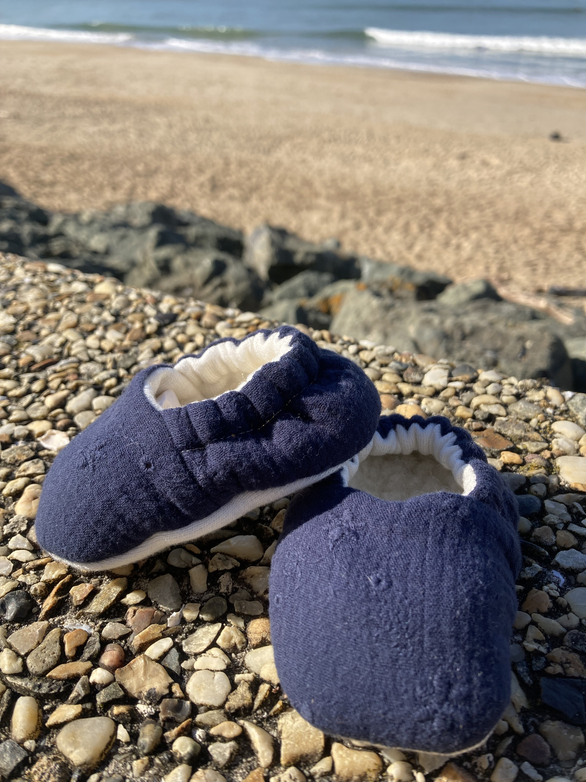 chausson bébé reversible gaze coton bambou laine broderie bleu marine (2)