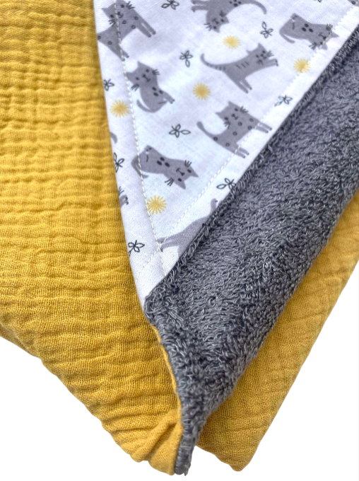 cape bain bambou gaze coton chats gris jaune moutarde3