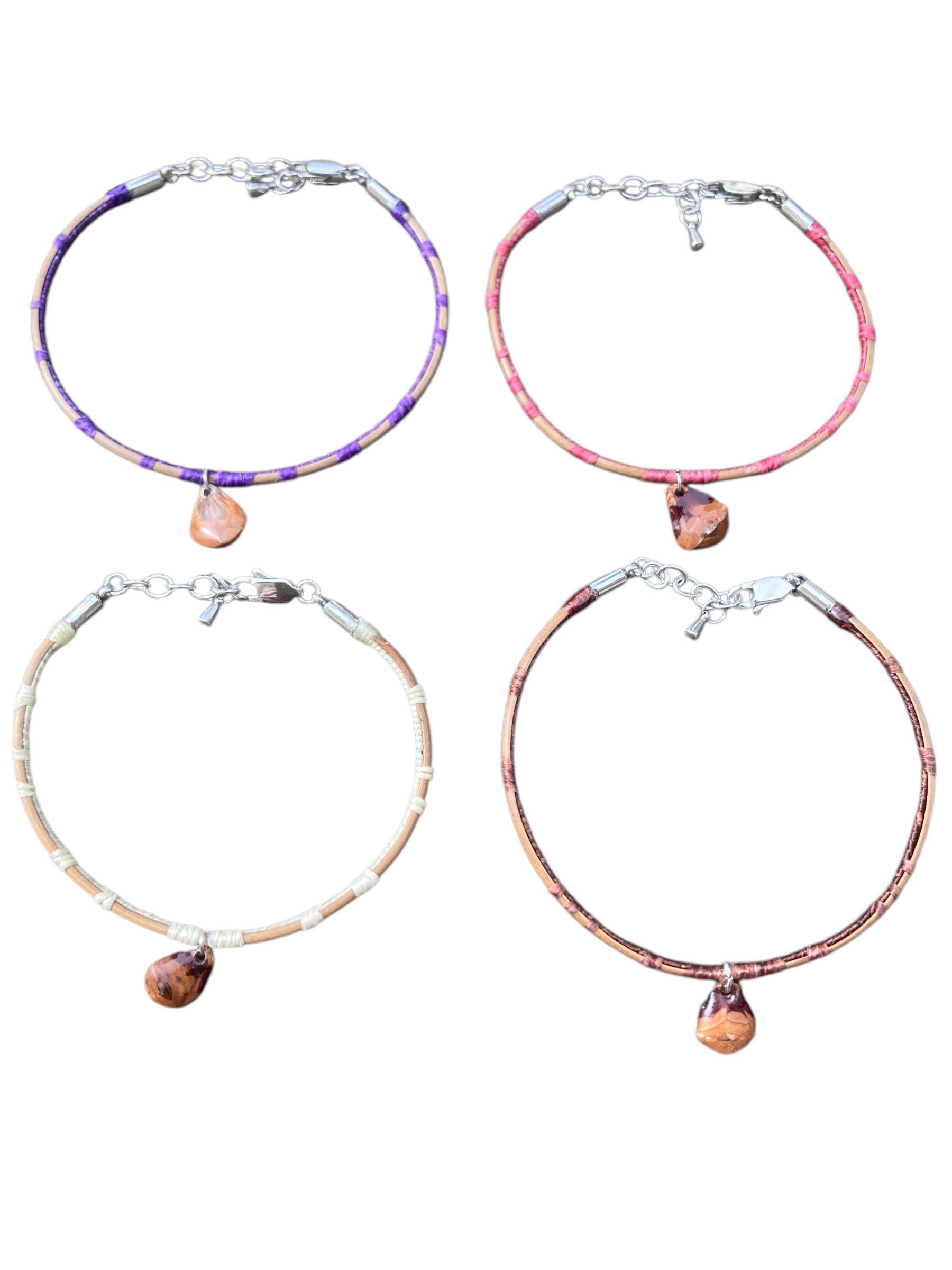 bracelet petale aiguille pin beige rose