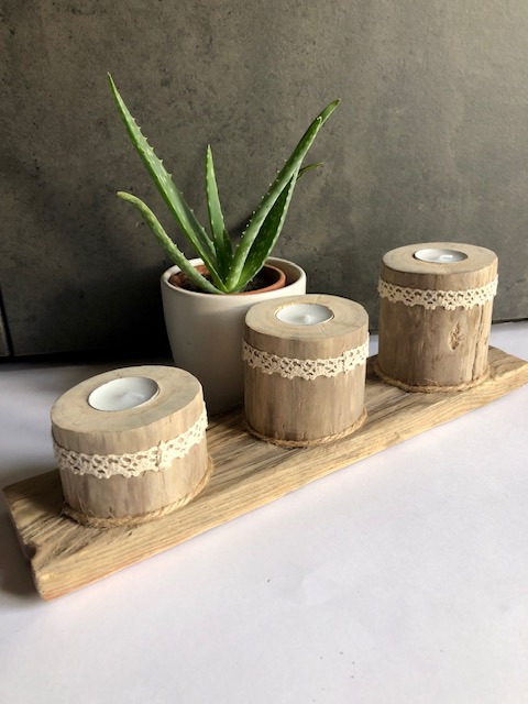 Bateau En Bois Décoratif 4 Bougies Chauffe-Plat - Ornement Coquillages Et Pierres 36,3 X 11 X 9 Cm Beige