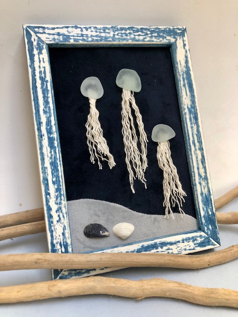 cadre bois leu blanc coquillages meduse verre de mer artisanal france