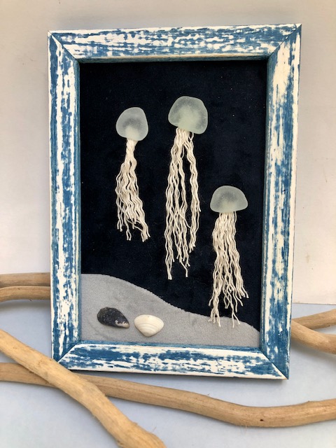 IMG_cadre bois leu blanc coquillages meduse verre de mer artisanal france landes6873