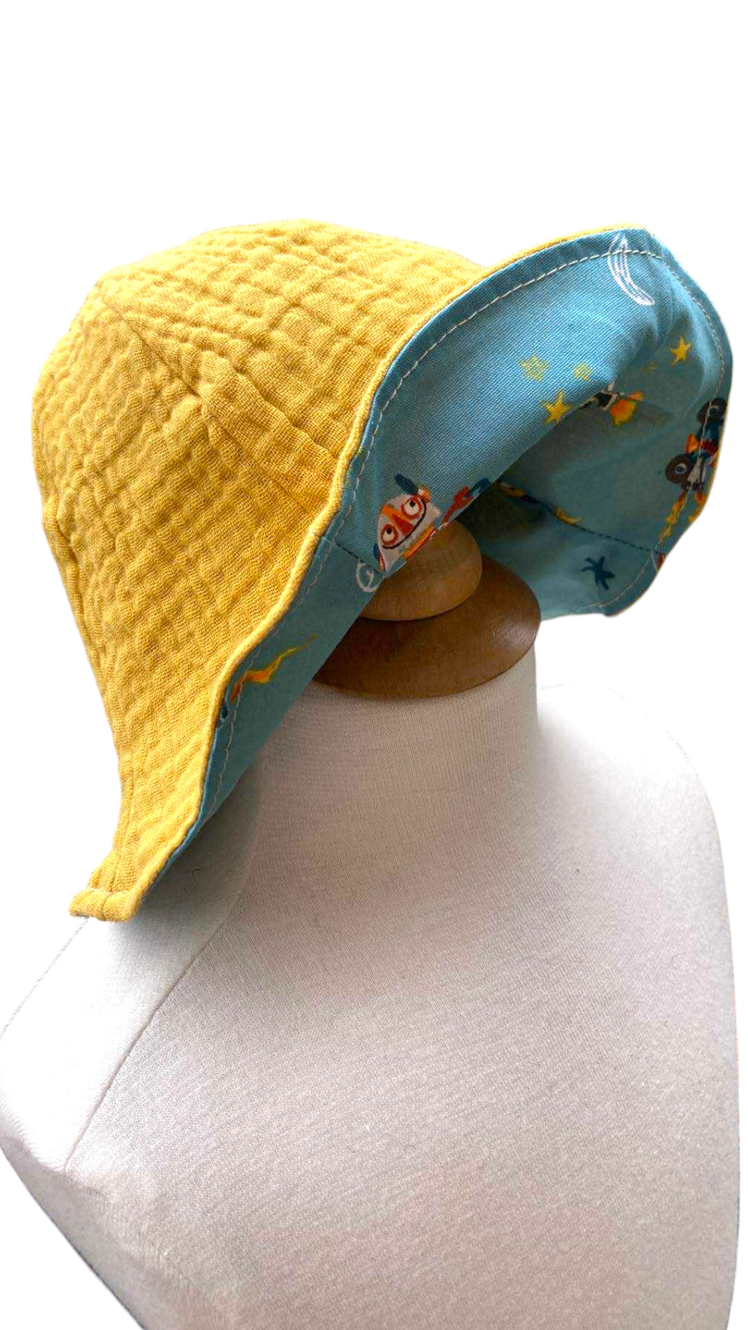 BOB66 1-6m chapeau bob réversible coton jaune robot-2