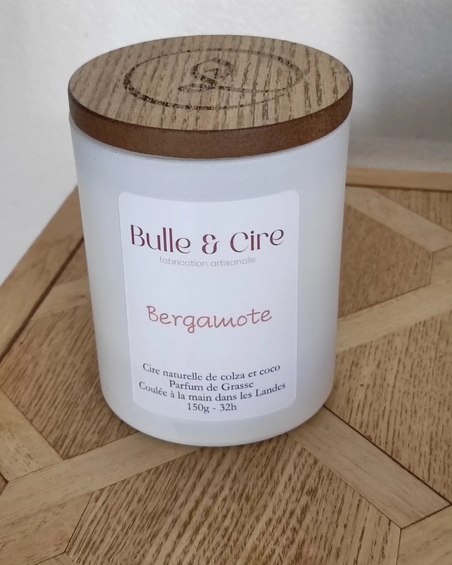 bougie artisanale verre blanc couvercle bois gravé3