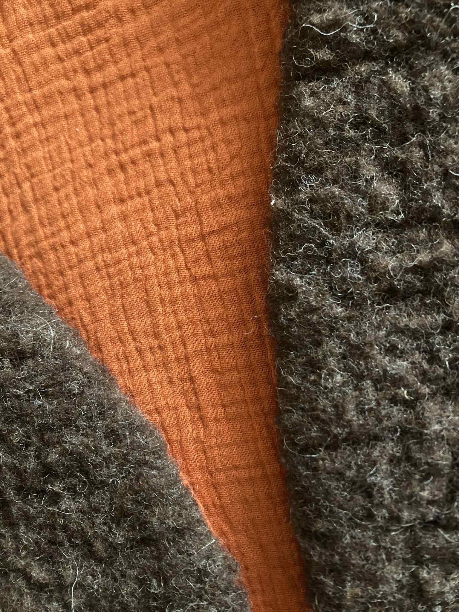 gilet laine pyrénées marron rouille
