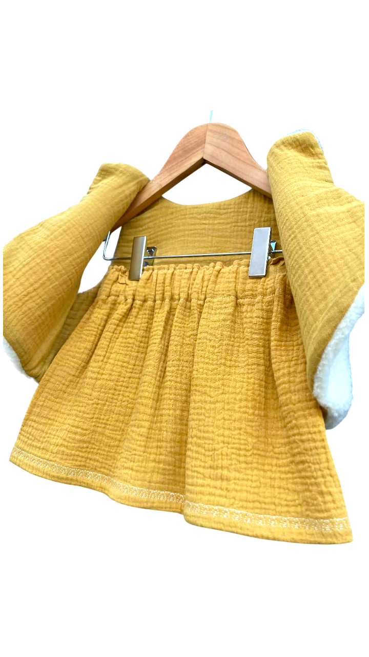 ENSEMBLE GILET BB LAINE PYRENEES ET JUPE