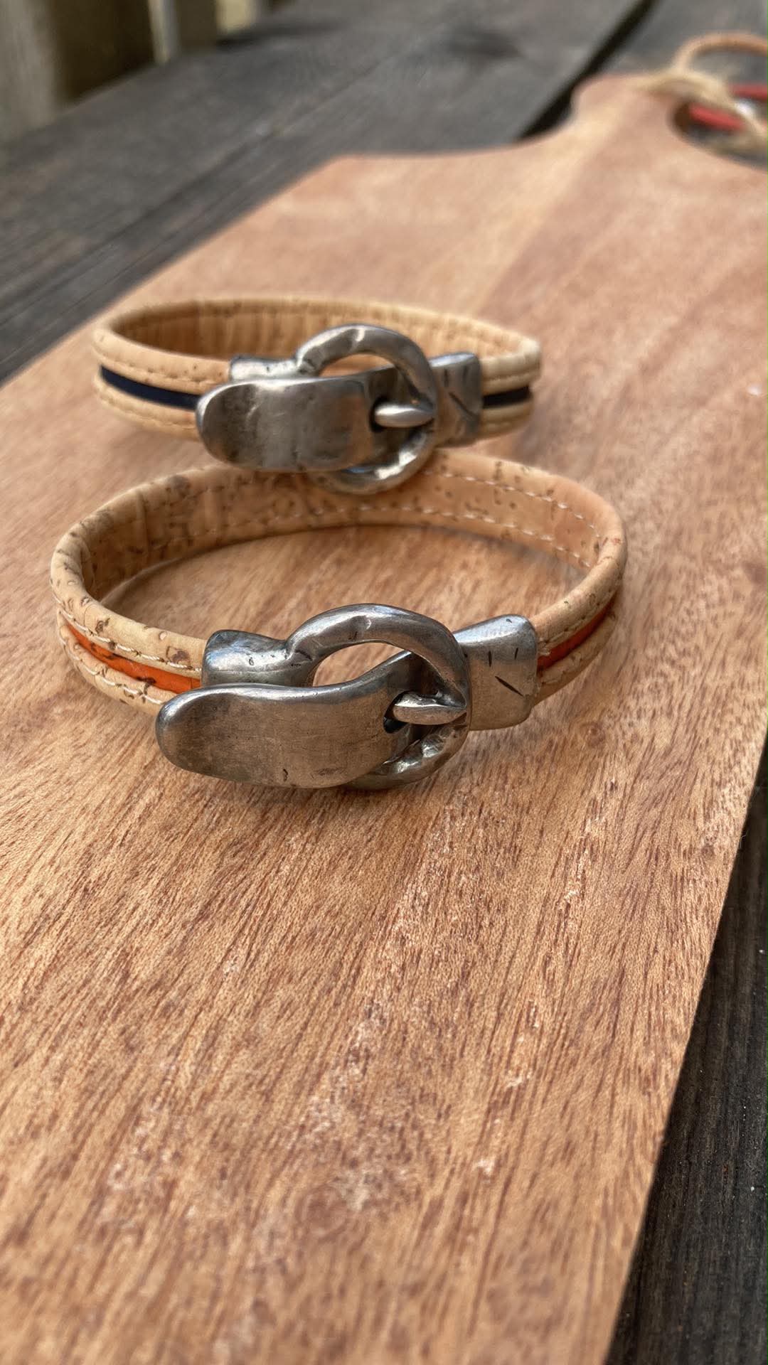 bracelet liege boucle ceinture fait main noir ou orange