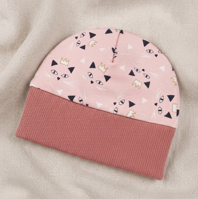 bonnet naissance fait main chat rose