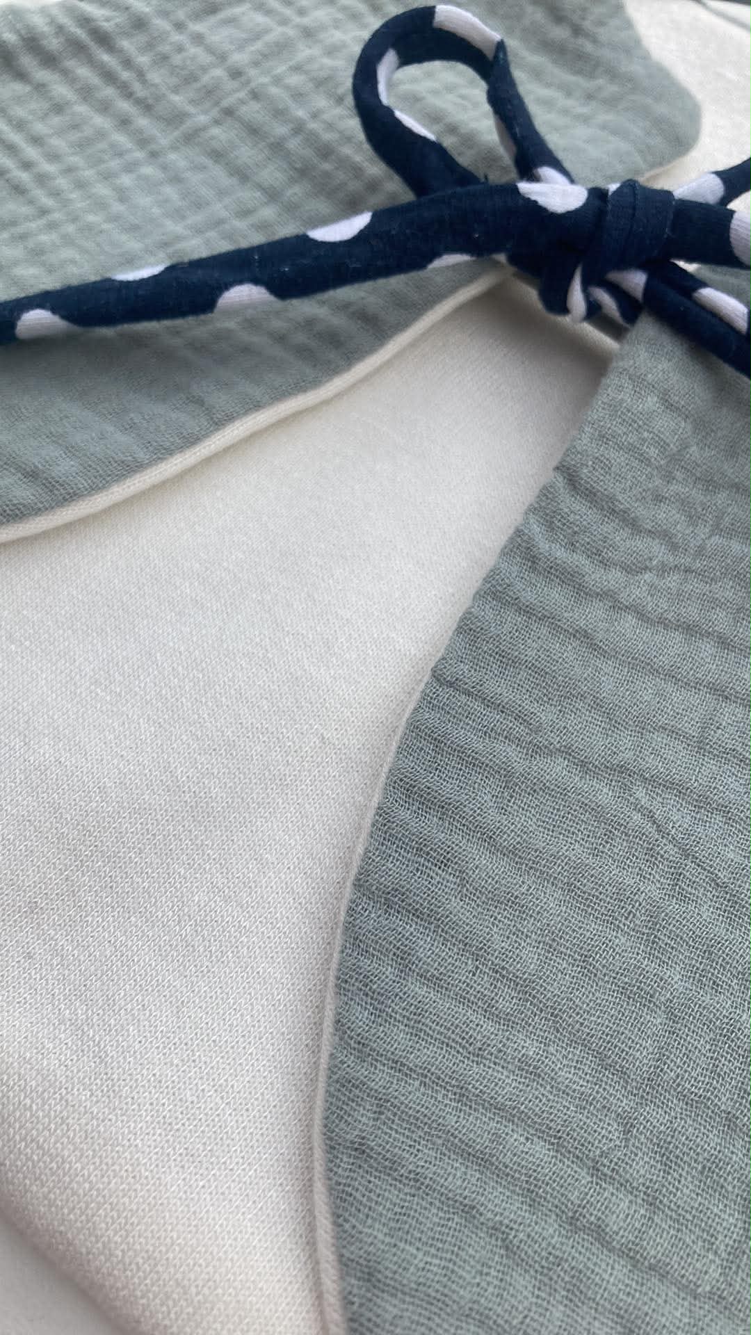 gilet gaze coton molleton bambou naturel artisanal réversible vert de gris ecru