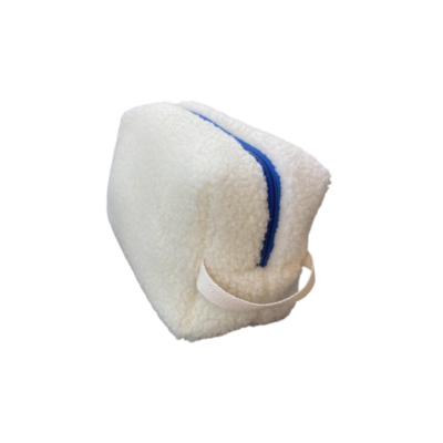 trousse toilette laine mouton moumoute ecru coraux bleu marine (1)