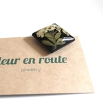 magnet aimant résine fleur séchée carré noir spirée (2)