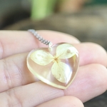 collier chaine acier inox pendentif fleur séchée coeur hortensia6