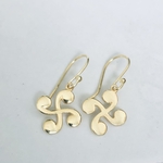 boucle oreille argent plaqué or artisanal lauburu croix basque