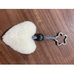13porte clé coeur laine mouton beige