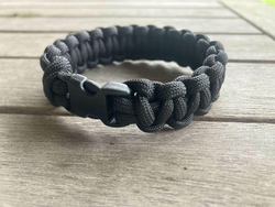 Bracelet De Survie Tactique 6 En 1 – Paracorde 24 Cm – Fabriqué En Ukraine