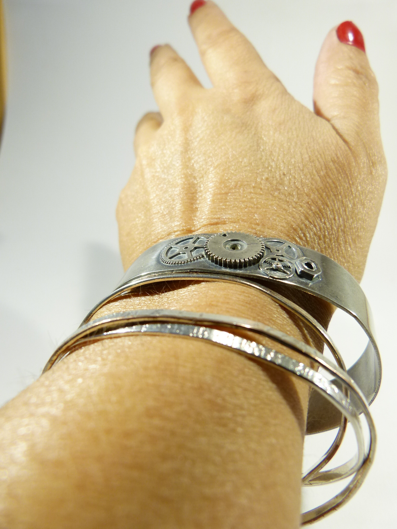 Erode - bracelet engrenage-belladone