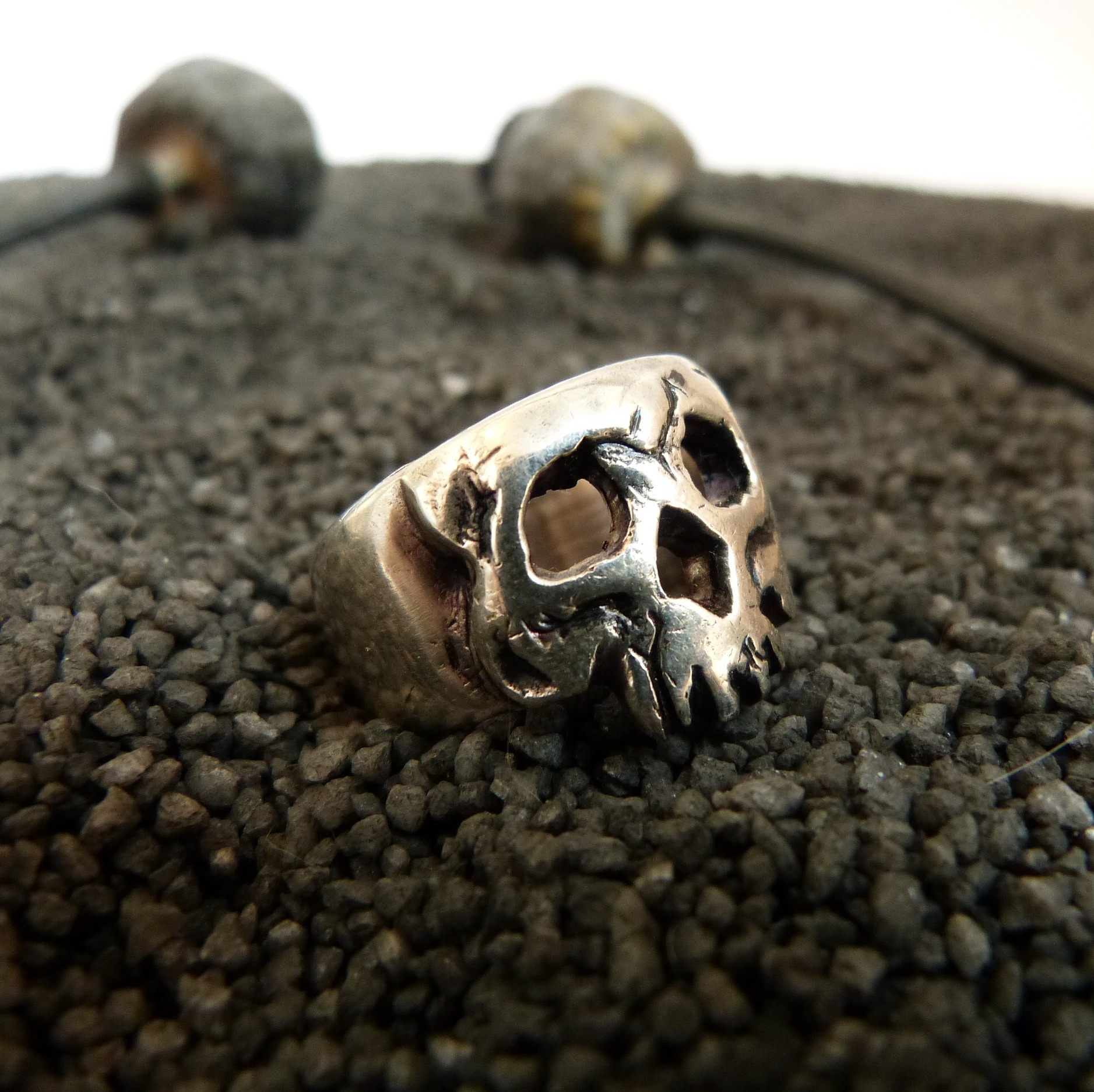 bague tête de mort