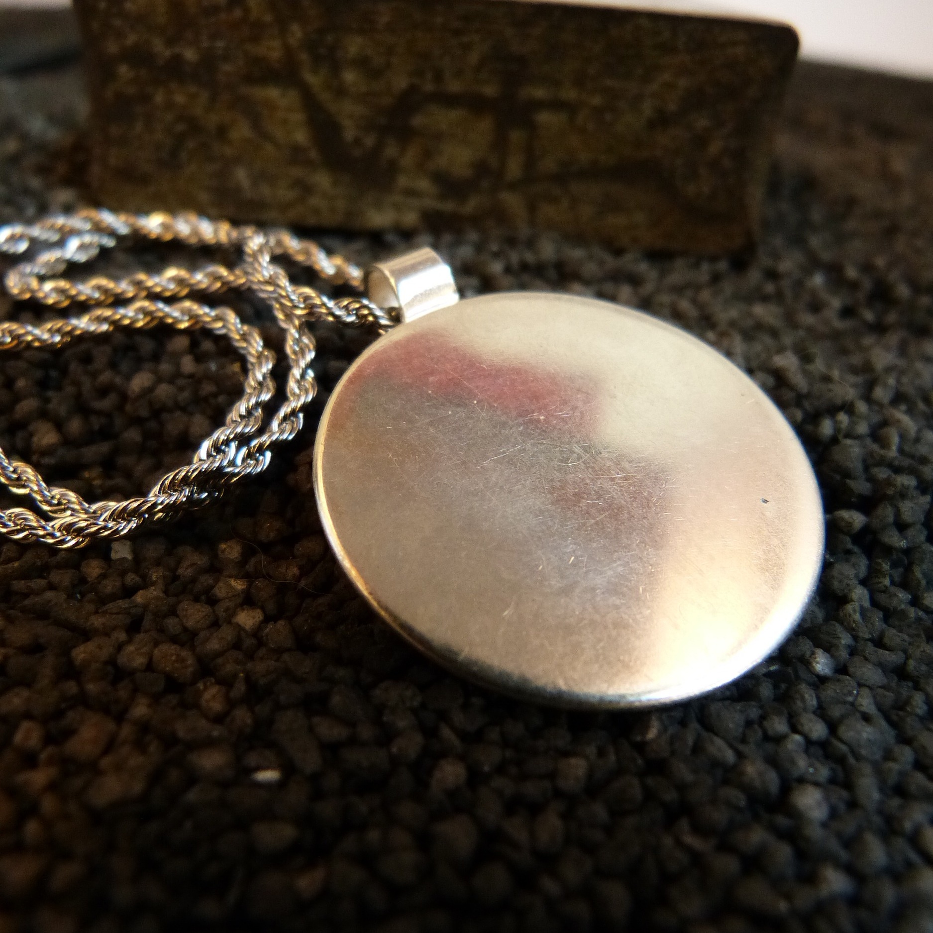 collier dentelle engrenage