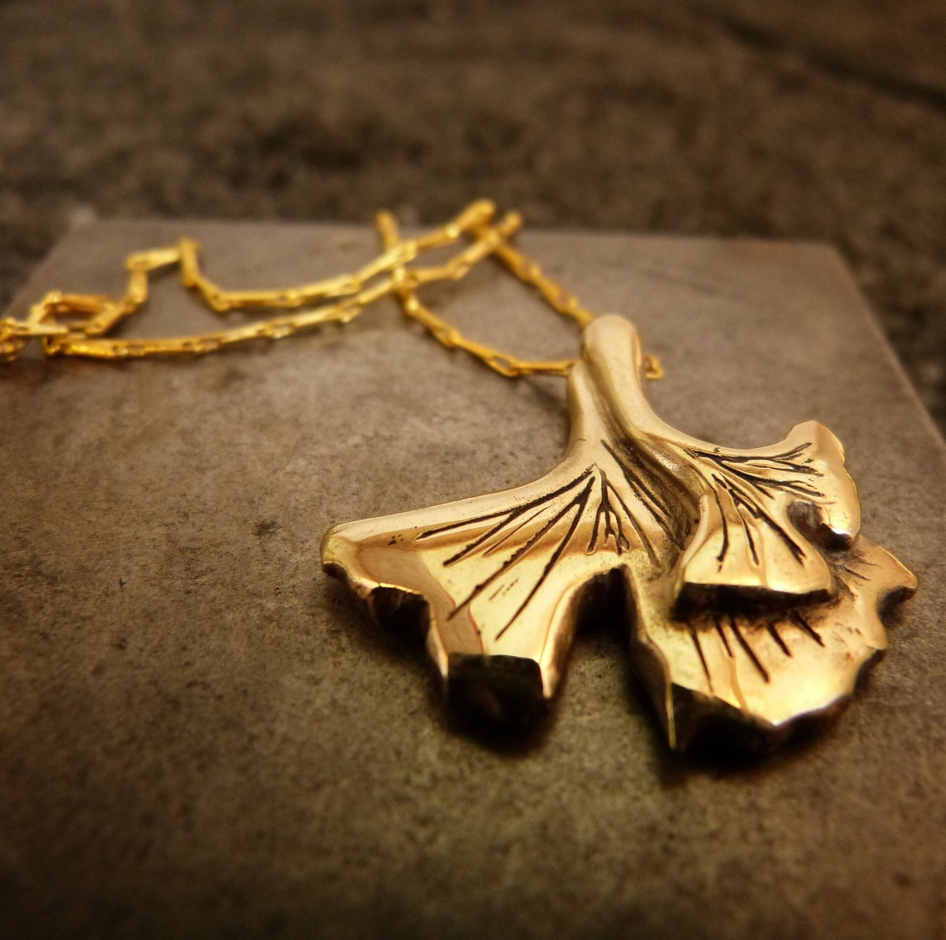 collier ginkgo or