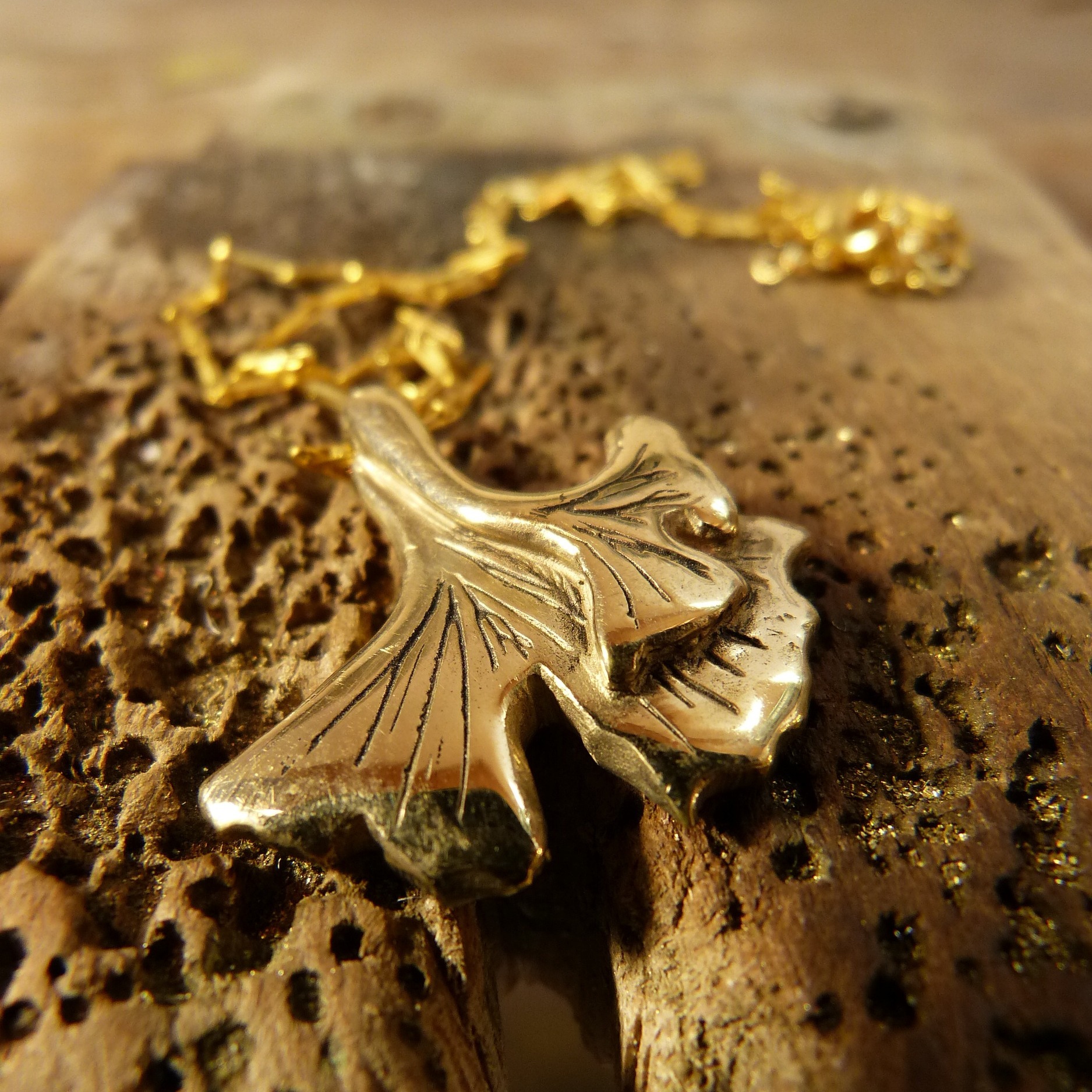 collier ginkgo or