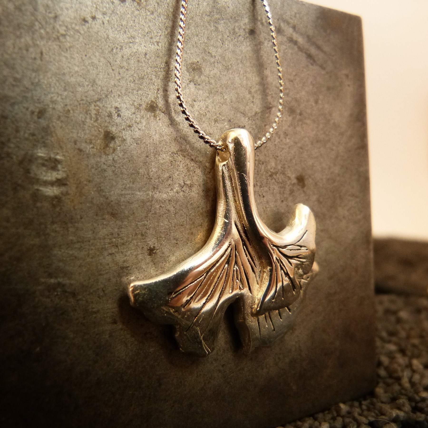 collier ginkgo argent