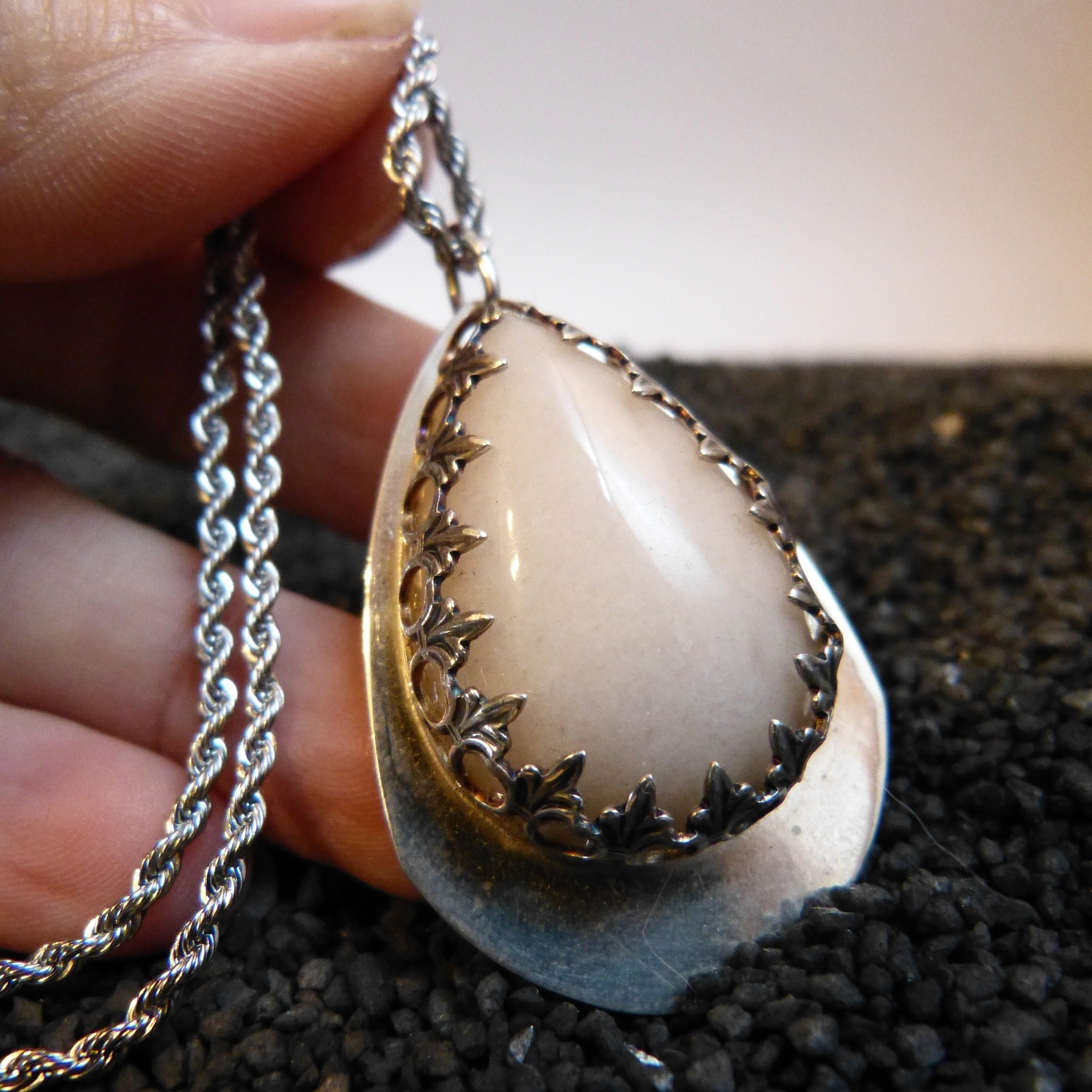 agate rose pâle