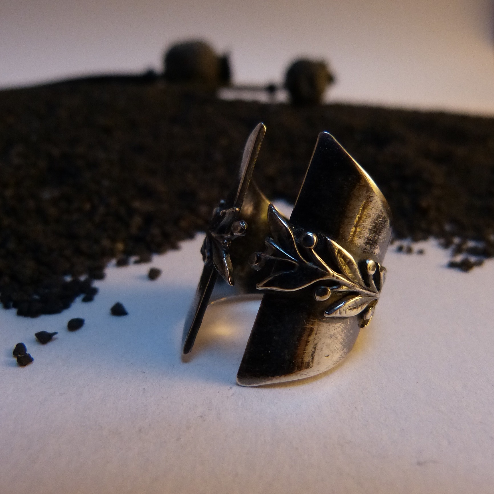 bague-gravure-floral-argent-botanique