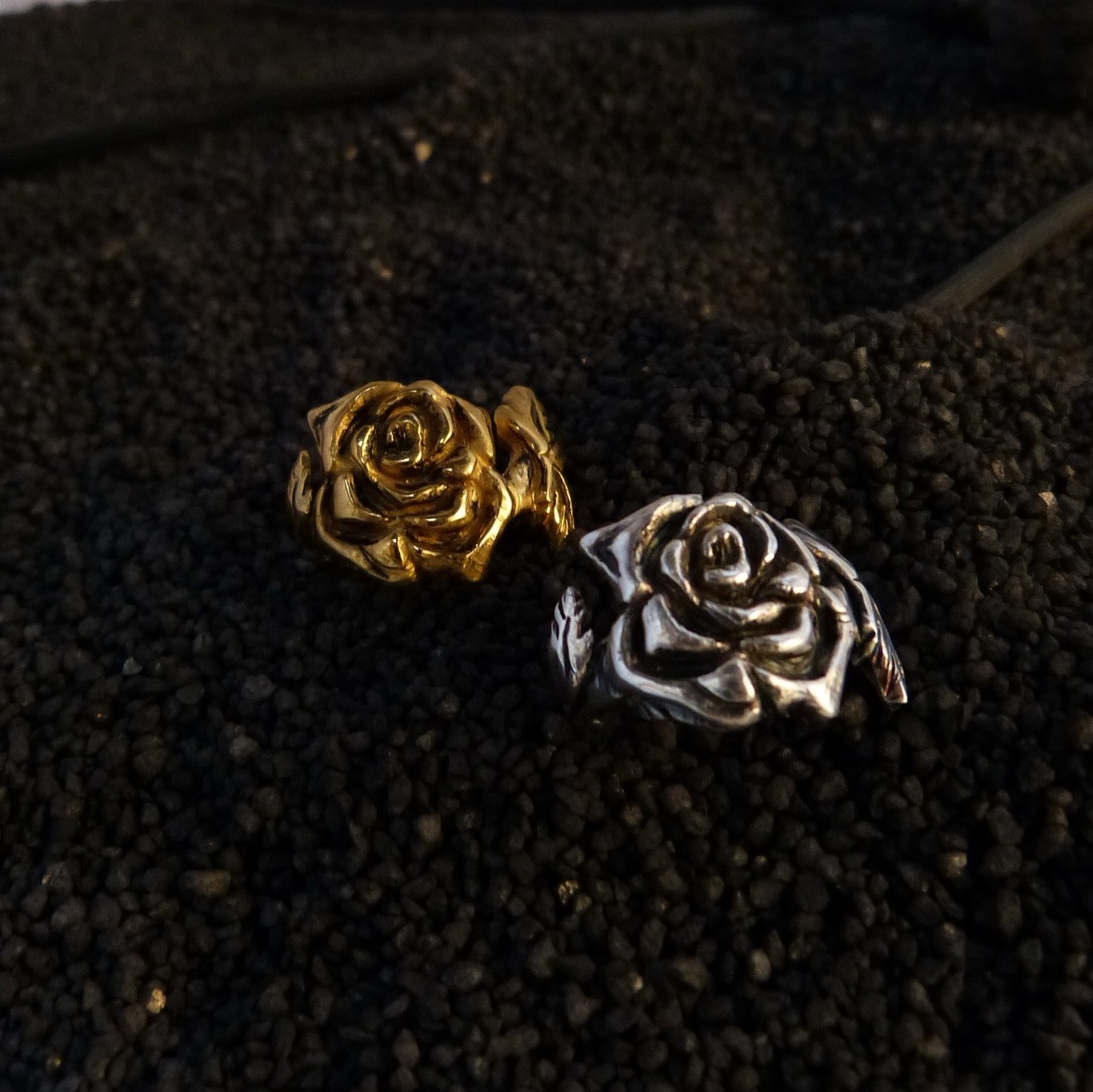 bague-gravure-doré à lor fin-rose