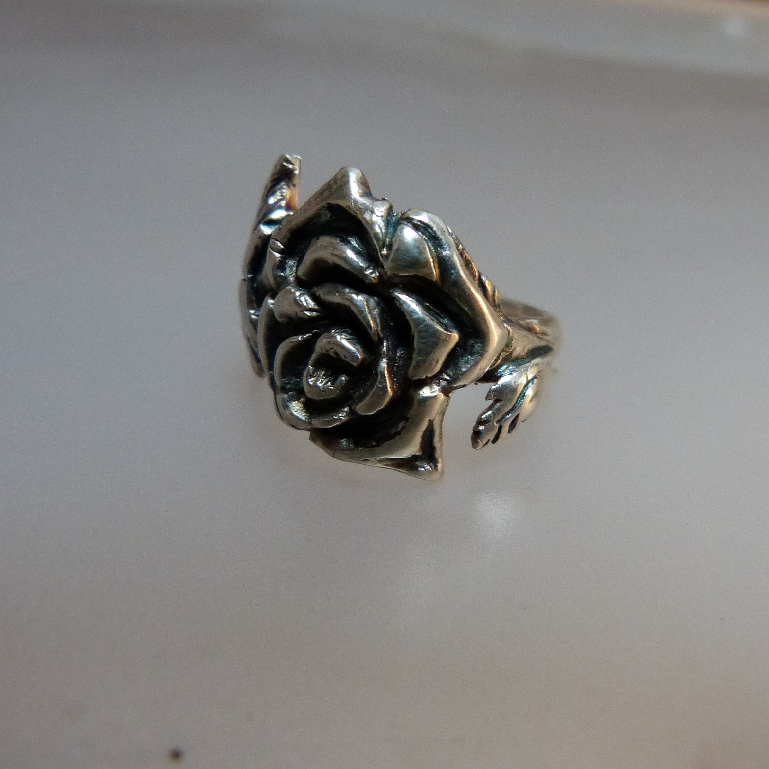 bague-gravure-argent-rose