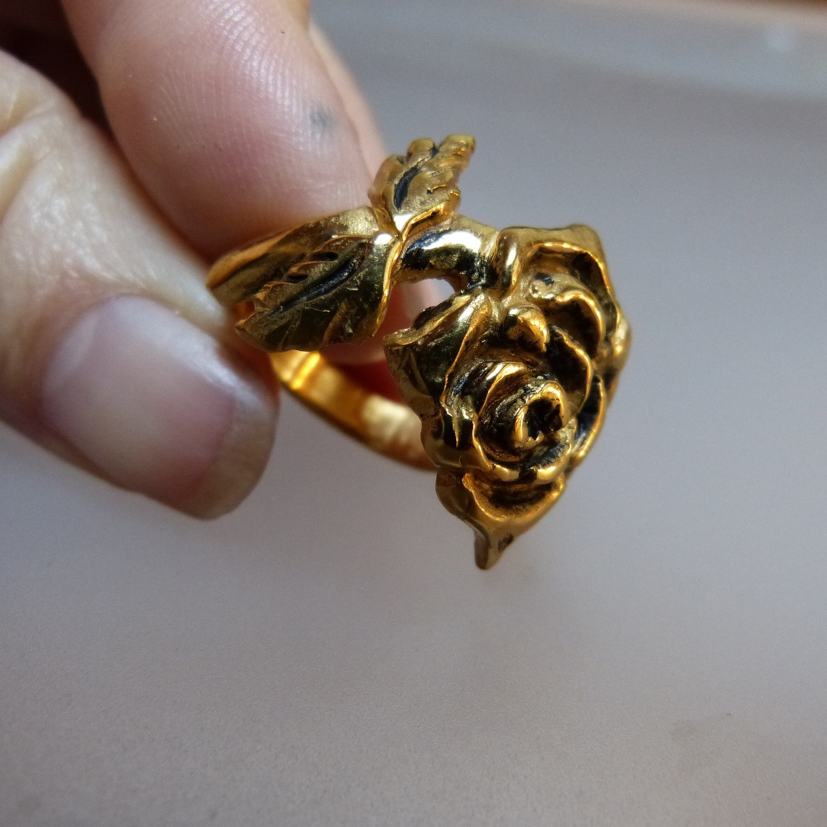 bague-gravure-doré à lor fin-rose