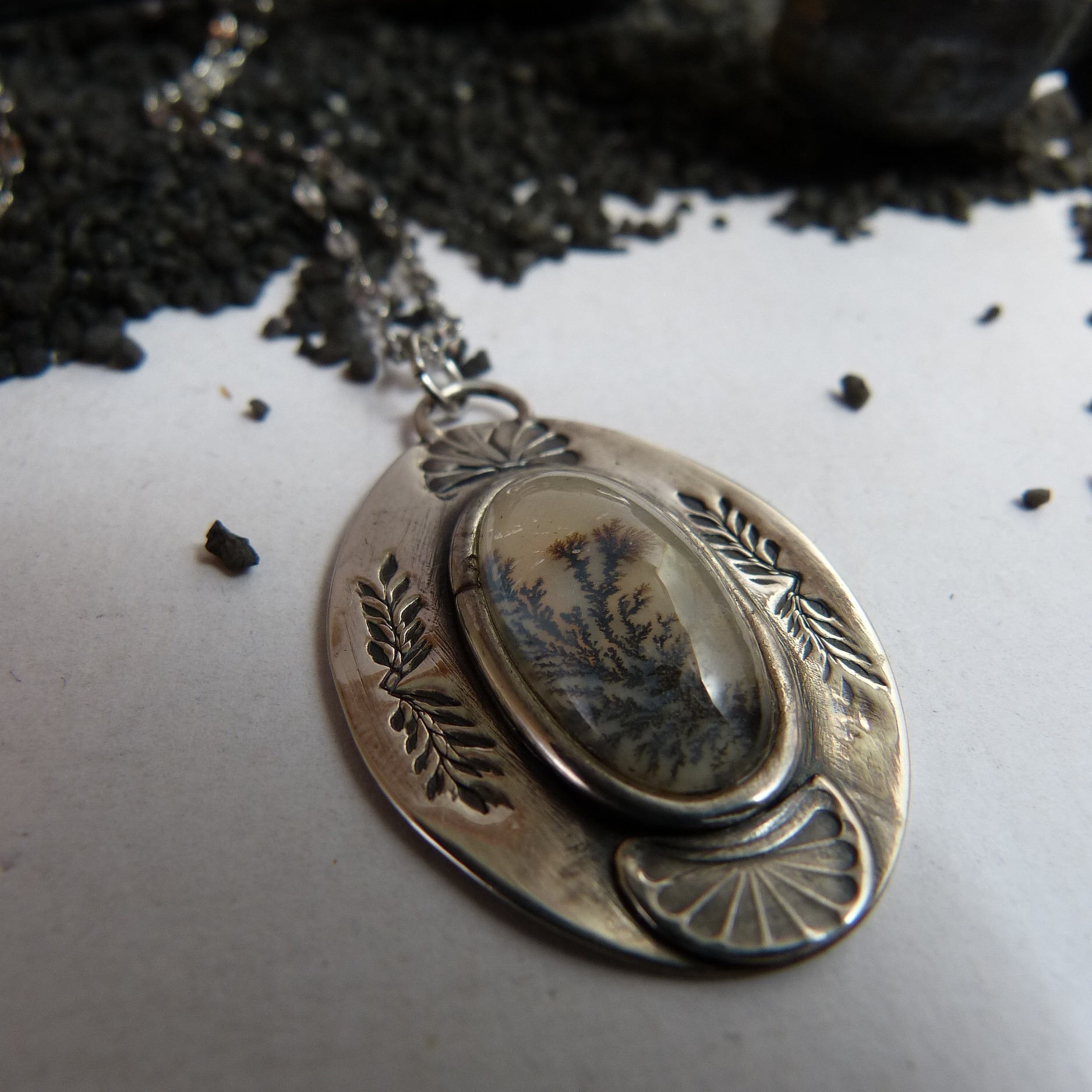 collier-pierre naturelle-agate