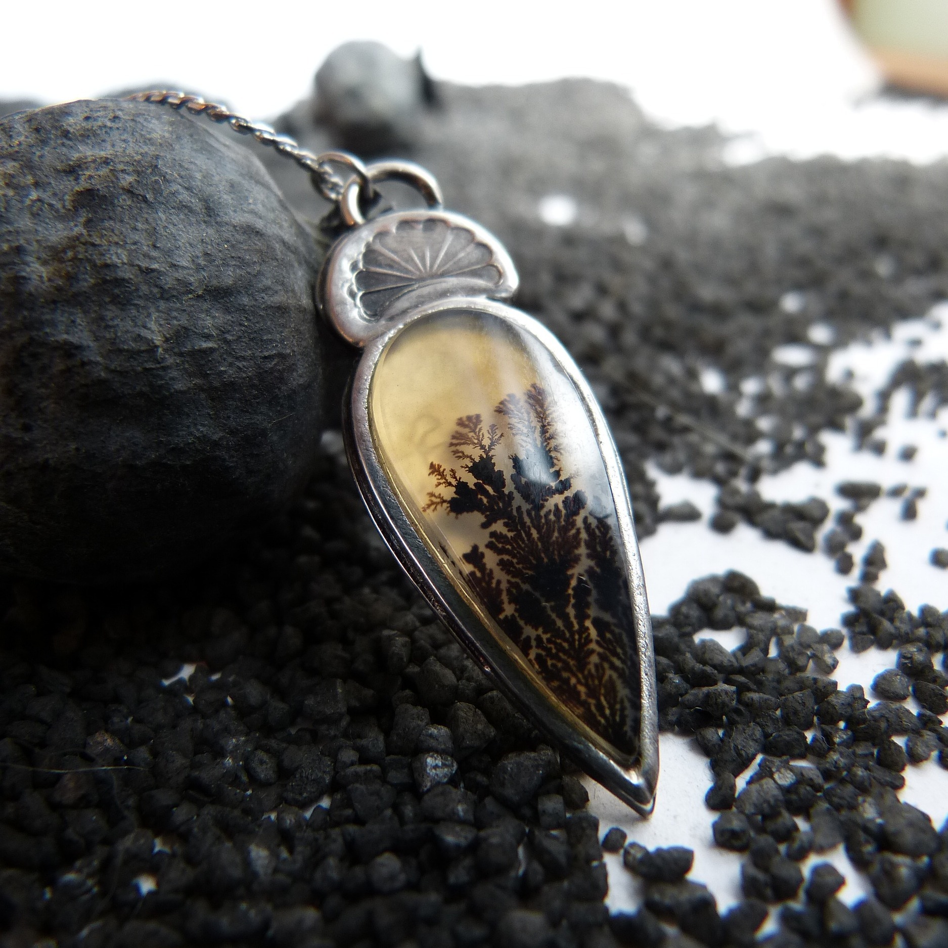 collier-pierre naturelle-agate