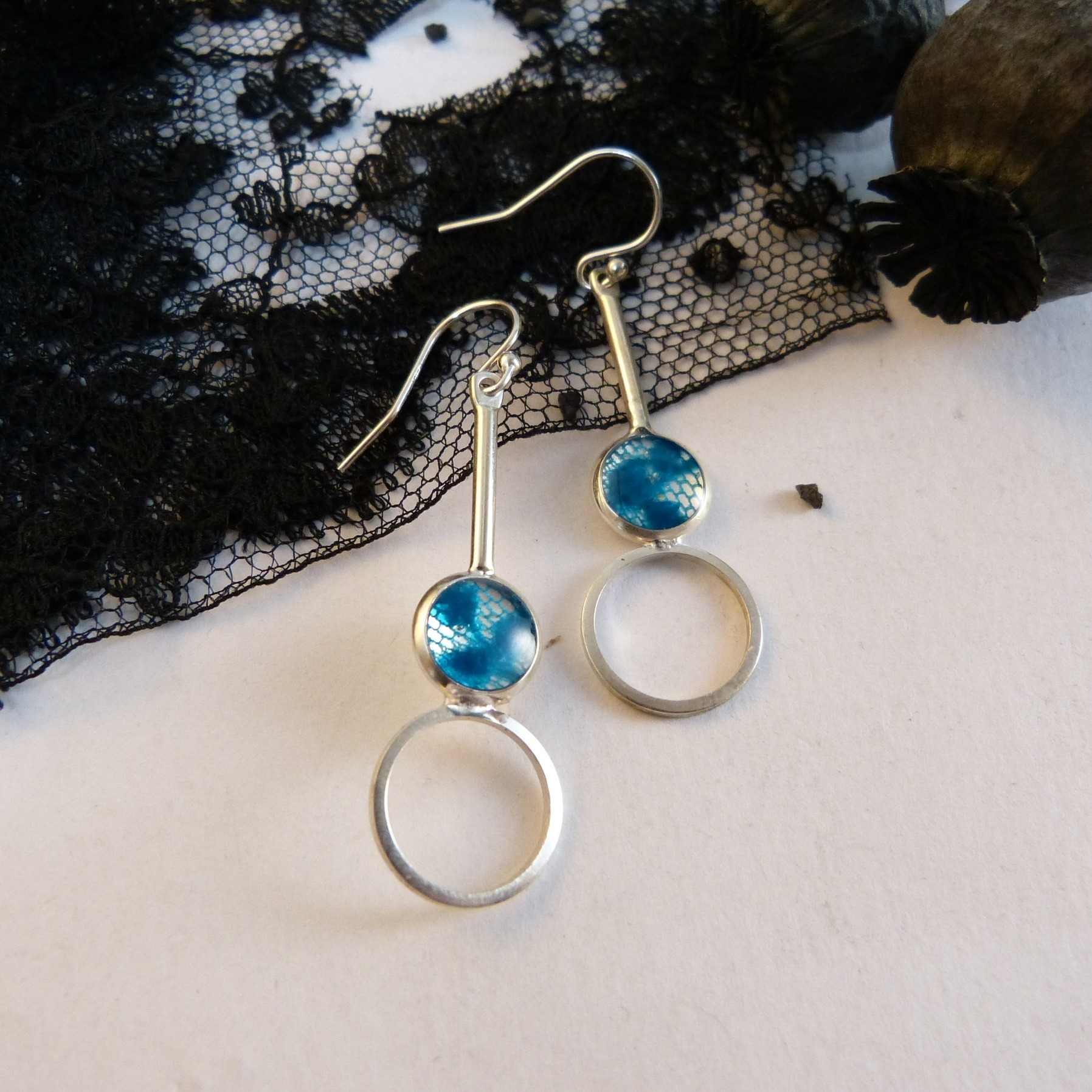 boucles doreilles-dentelle bleu turquoise-Belladone